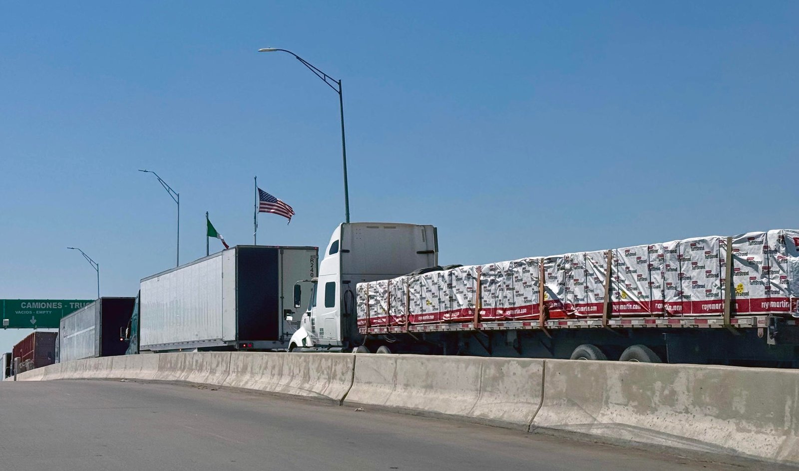 La tasa arancelaria efectiva de EE.UU. a productos mexicanos baja al 7.5% por el T-MEC