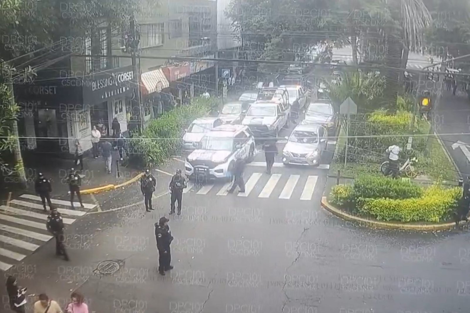 Fuga de gas en una pipa desata fuerte operativo en Polanco, CDMX