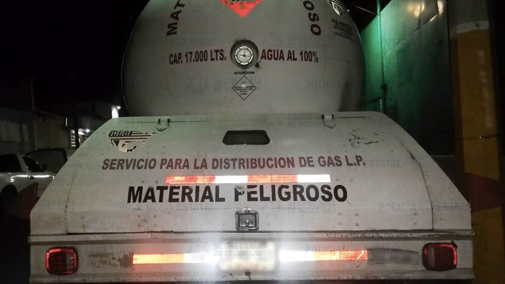 Publican dos nuevas normas para regular transporte de gas tras accidente en Iztapalapa