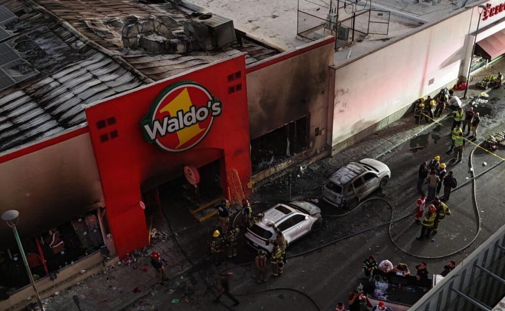 Imputan a Waldo’s por incendio en Hermosillo que dejó 24 muertos
