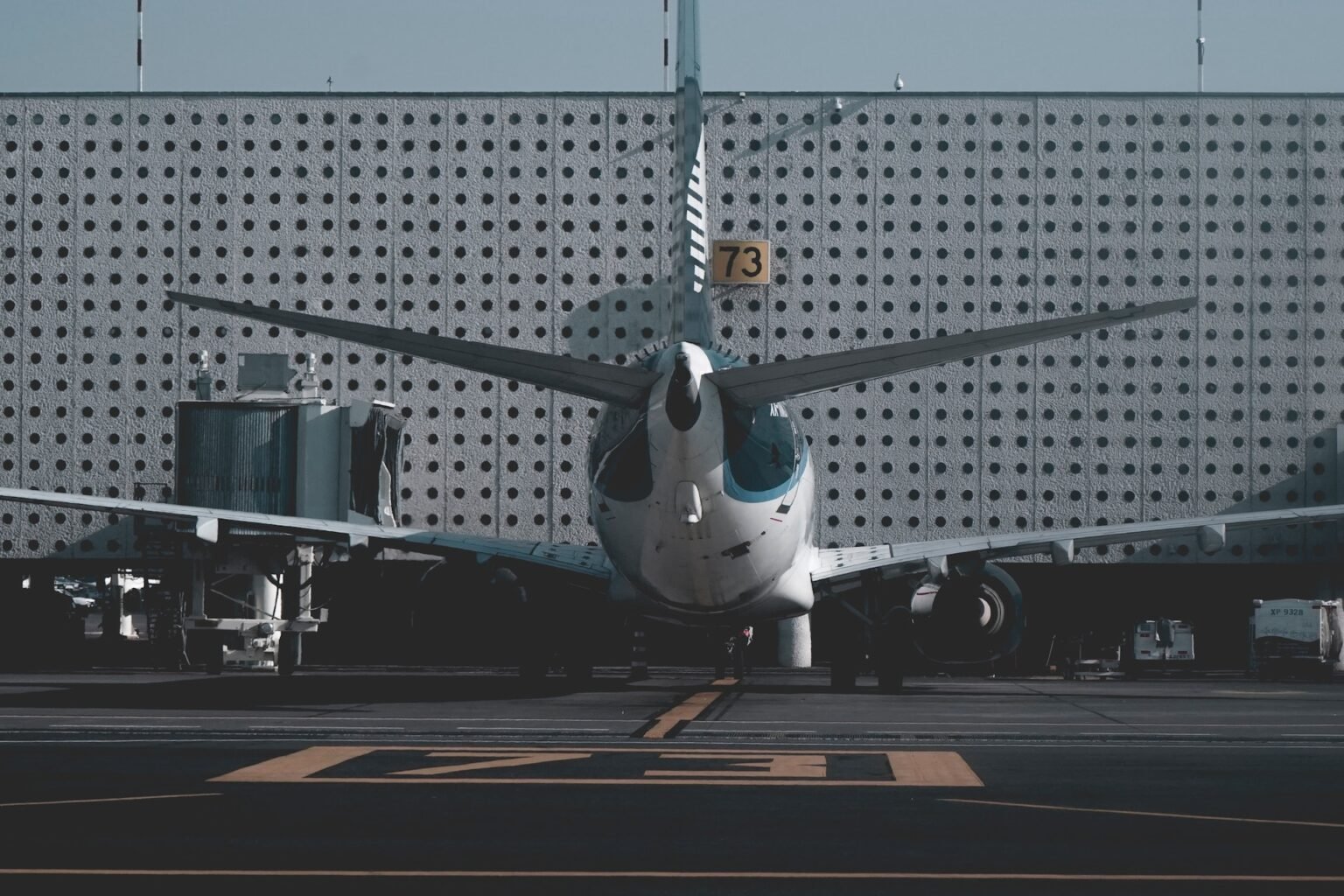 Avión aborta despegue en AICM por presencia de otra aeronave; AFAC abre investigación